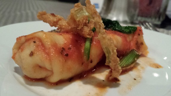 Smoked Chicken Cannelloni (Marinara, spinach, roasted tomatoes, crispy leeks)