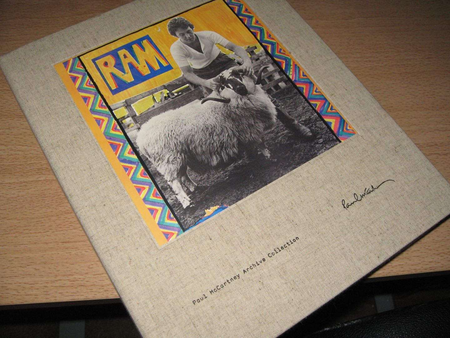 Paul and Linda McCartney's RAM (Deluxe Book Edition) – derryX.com